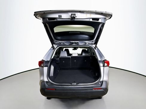 Certified 2021 Toyota RAV4 XLE Premium AWD/4WD image 25