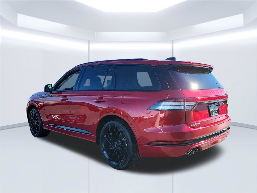 Used 2025 Lincoln Aviator Reserve w/ Equipment Group 201A AWD/4WD image 8