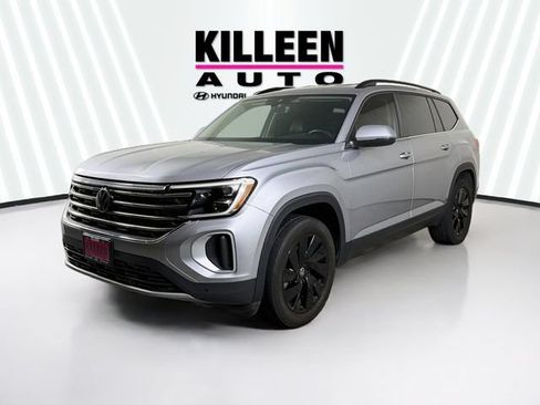 Used 2024 Volkswagen Atlas SE FWD image 3
