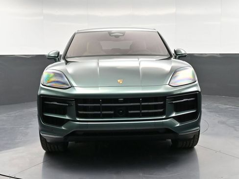 New 2026 Porsche Cayenne Coupe image 11