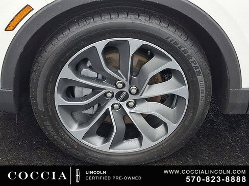 Certified 2023 Lincoln Nautilus Reserve AWD/4WD image 8