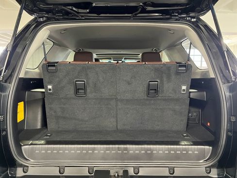 Certified 2018 Toyota 4Runner Limited w/ Convenience Package image 46