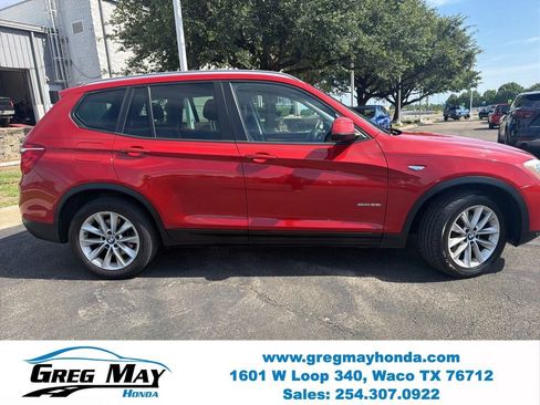 Used 2017 BMW X3 sDrive28i RWD image 2