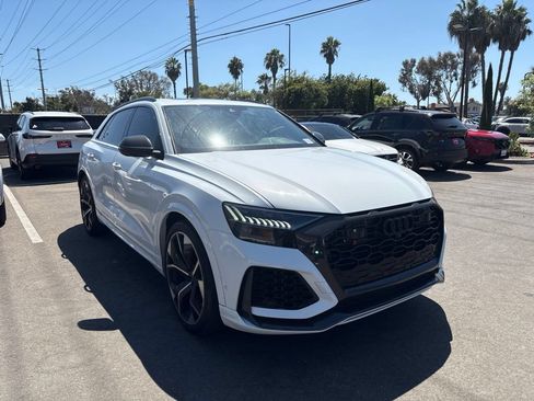 Used 2023 Audi RS Q8 w/ Black Optic Package AWD/4WD image 5
