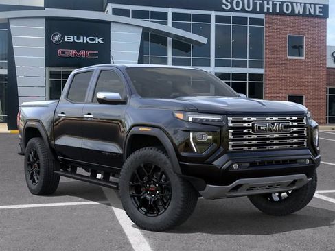 New 2026 GMC Canyon Denali w/ LPO, Denali Black Edition AWD/4WD image 7