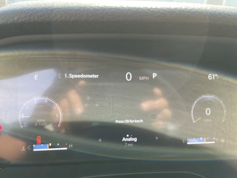 New 2025 Jeep Grand Cherokee Altitude image 22