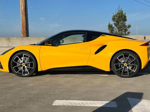 New 2025 Lotus Emira image 7