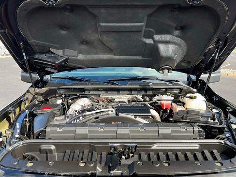 Used 2024 GMC Sierra 2500 Denali Ultimate image 18