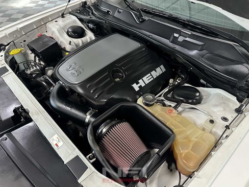 Used 2016 Dodge Challenger R/T RWD image 44