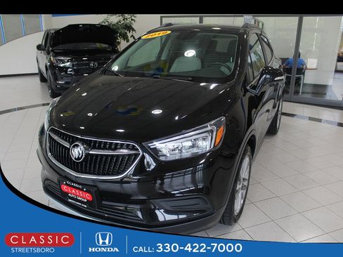Used 2019 Buick Encore Preferred FWD image 1