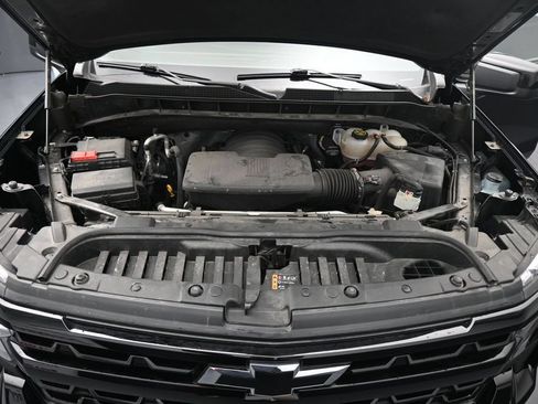 Used 2023 Chevrolet Silverado 1500 RST w/ Protection Package AWD/4WD image 14