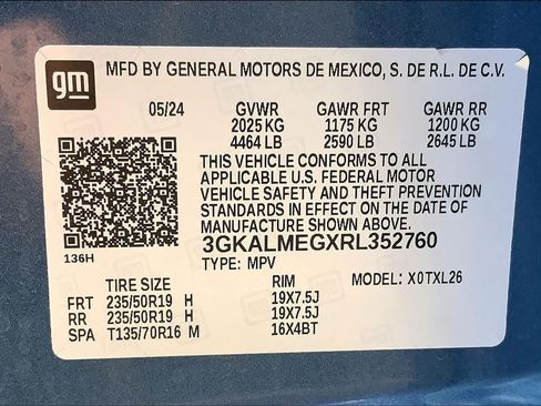 Used 2024 GMC Terrain SLE w/ Driver Convenience Package FWD image 37