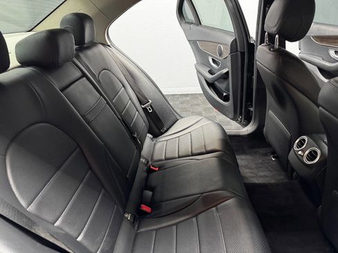 Used 2018 Mercedes-Benz C 300 C 300 4MATIC AWD 4dr Sedan image 48