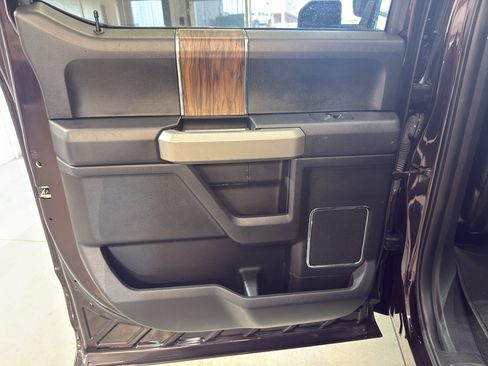 Used 2018 Ford F150 Lariat AWD/4WD image 29