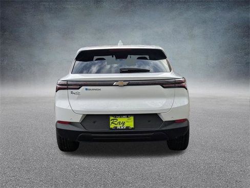 New 2026 Chevrolet Equinox EV LT image 5