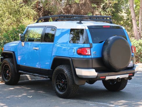 Used 2007 Toyota FJ Cruiser 4WD image 13