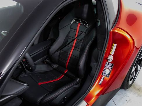 Certified 2025 Ferrari 12Cilindri RWD image 6