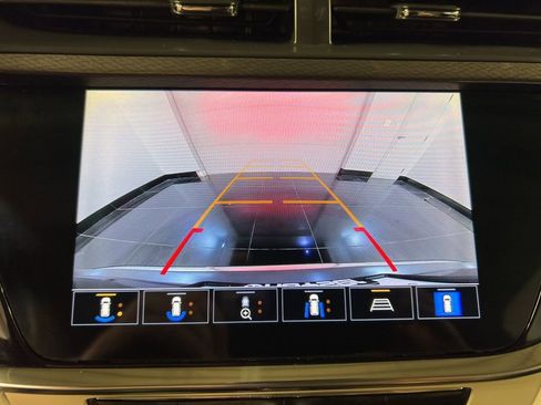 Used 2021 Buick Encore GX Essence w/ Advanced Technology Package image 12