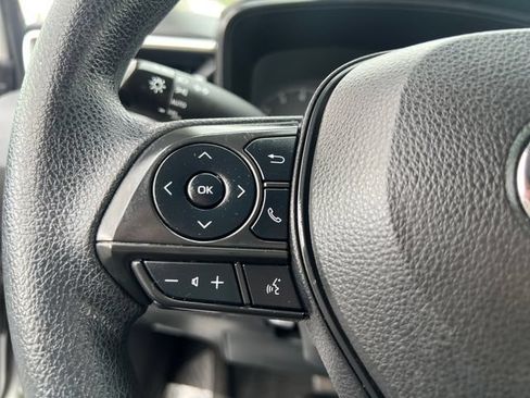 Used 2023 Toyota Corolla LE FWD image 22