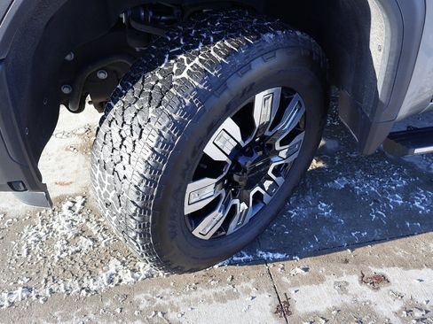 Used 2024 GMC Sierra 2500 Denali w/ Denali Reserve Package image 51