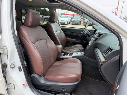 Used 2014 Subaru Outback 3.6R Limited AWD/4WD image 23