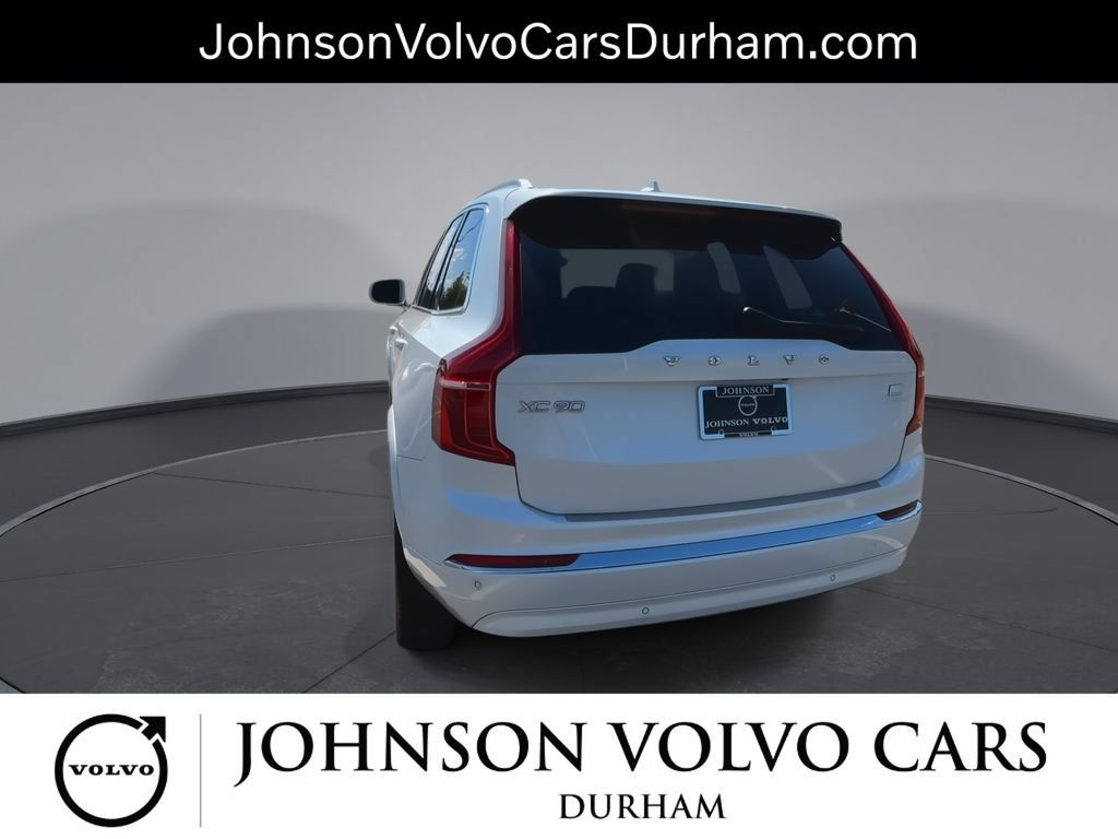 Used 2024 Volvo XC90 T8 Plus w/ Protection Package AWD/4WD image 7