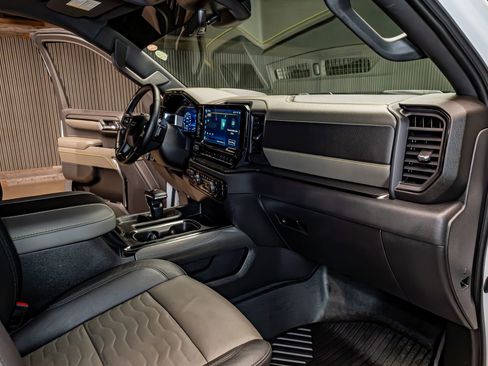 Used 2023 Chevrolet Silverado 1500 ZR2 w/ ZR2 Bison Edition image 20