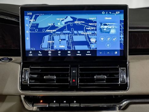 Used 2022 Lincoln Navigator L Reserve image 23