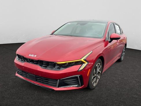 Used 2025 Kia K5 EX image 1