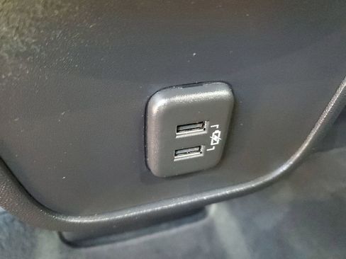 Used 2024 Chevrolet Equinox LT image 13