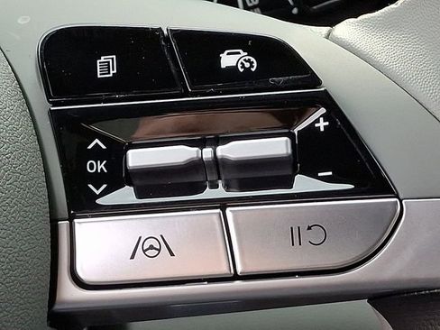 New 2026 Hyundai Elantra Sport FWD image 20