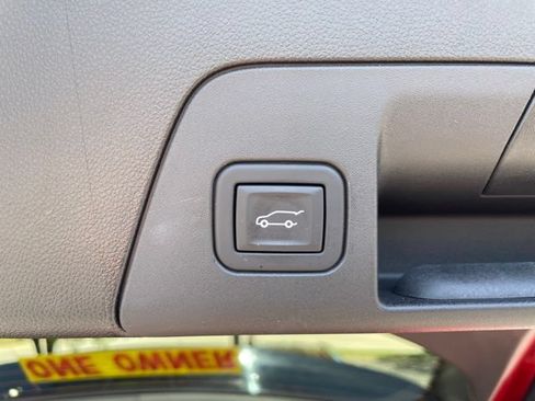 Used 2023 Buick Envision Preferred FWD image 39