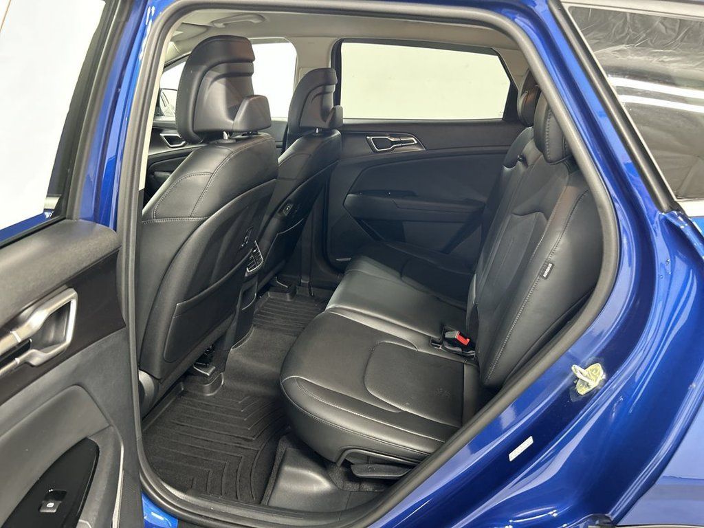 Certified 2025 Kia Sportage EX AWD/4WD image 20
