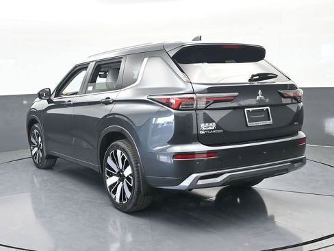 New 2026 Mitsubishi Outlander SEL FWD image 4