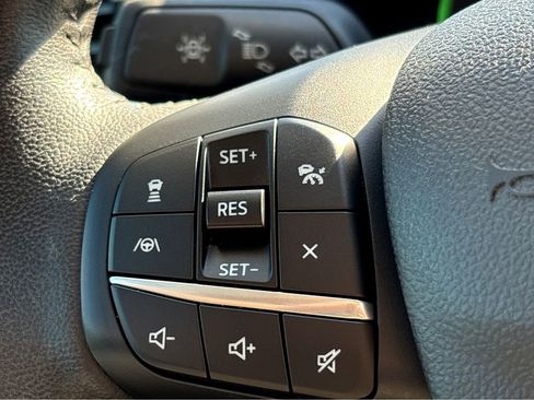 Used 2022 Ford Maverick Lariat w/ Lariat Luxury Package FWD image 27