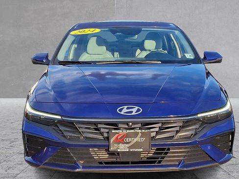 Used 2024 Hyundai Elantra Limited FWD image 2