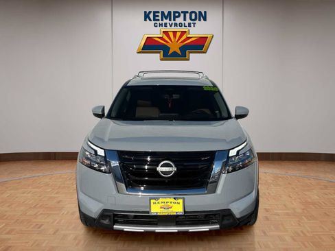 Used 2025 Nissan Pathfinder Platinum w/ Cargo Package FWD image 1