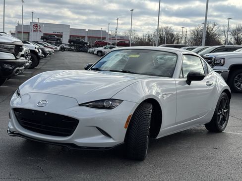 Used 2017 MAZDA MX-5 Miata RF Club image 15