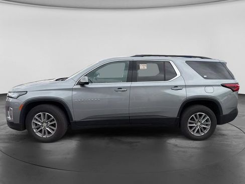 Used 2023 Chevrolet Traverse LT w/ LPO, Cargo Package AWD/4WD image 5