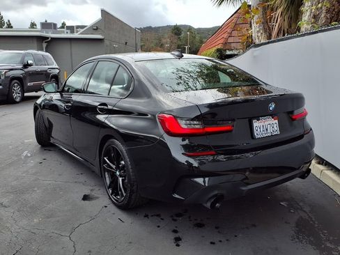 Used 2021 BMW 330i Sedan w/ M Sport Package image 5