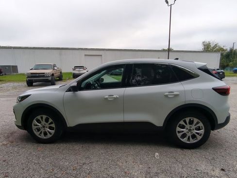 Used 2023 Ford Escape Active image 7