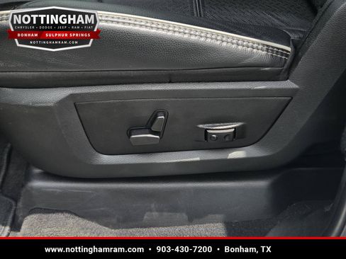 Used 2026 RAM 2500 Laramie AWD/4WD image 32