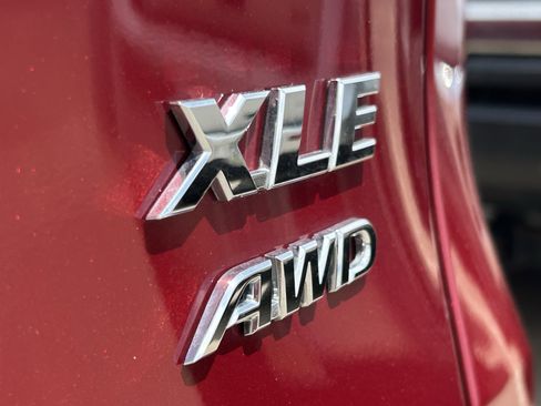 Used 2025 Toyota RAV4 XLE Premium w/ Weather Package AWD/4WD image 9