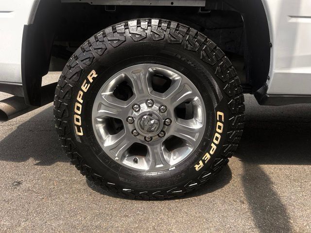 Used 2024 RAM 3500 Big Horn AWD/4WD image 41