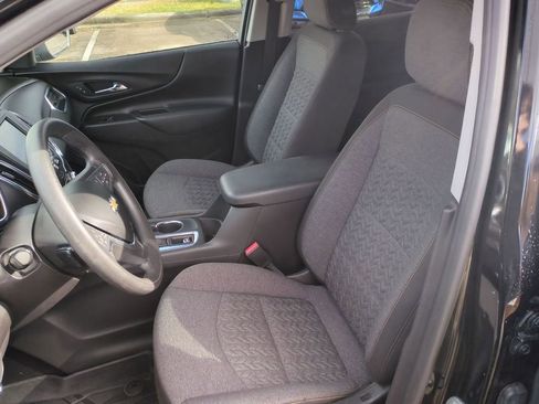 Used 2023 Chevrolet Equinox LT image 13