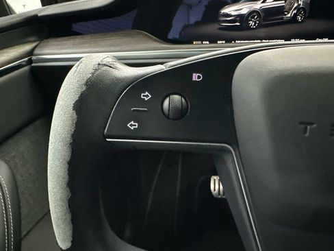 Used 2023 Tesla Model X AWD/4WD image 27