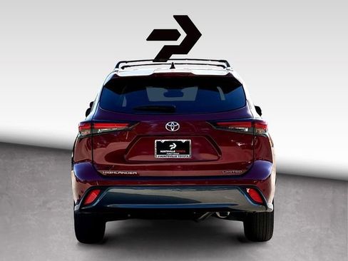 New 2025 Toyota Highlander Limited image 7