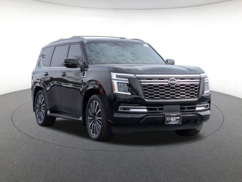 Used 2025 Nissan Armada Platinum Reserve image 3