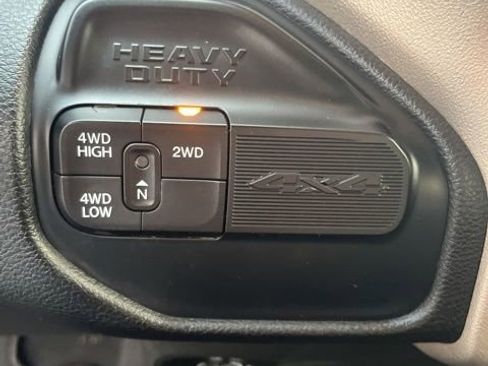 Used 2024 RAM 2500 Laramie AWD/4WD image 24