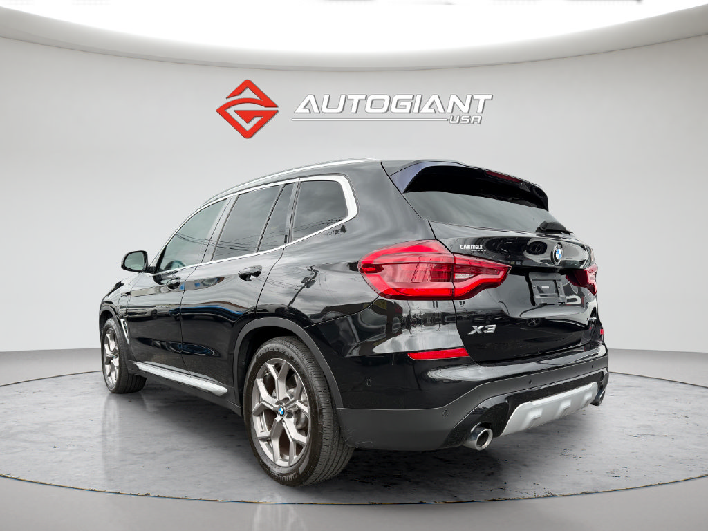 Used 2021 BMW X3 xDrive30e w/ Executive Package AWD/4WD image 4